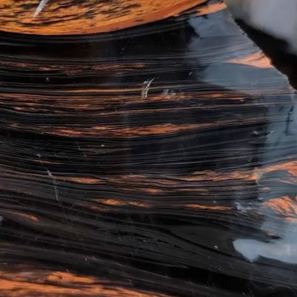 Tri- Flow Obsidian, Rough - Picture 6 of 7